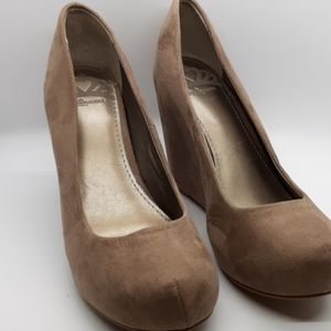 ↘️Fergalicious wedges